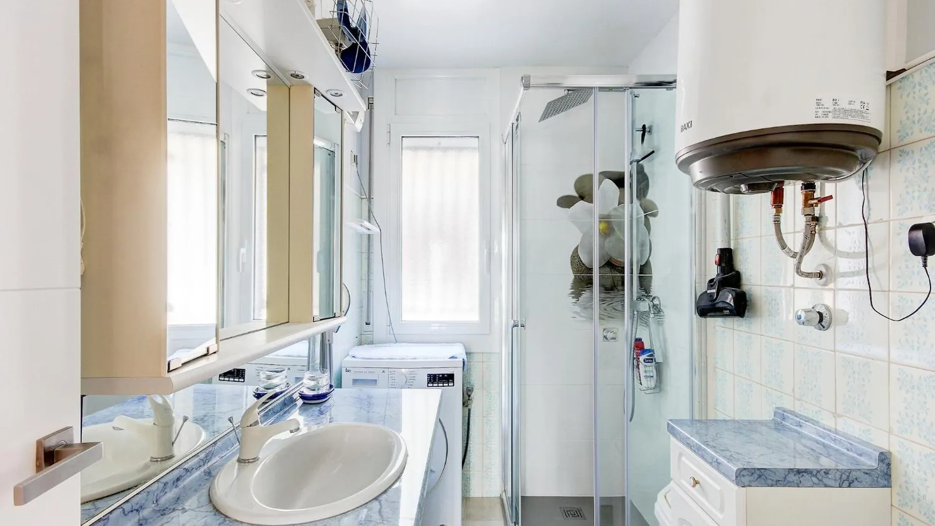 Tasteful Apartment In Roses
