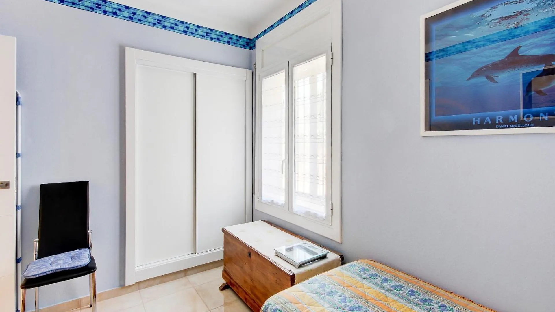 Tasteful Apartment In Roses
